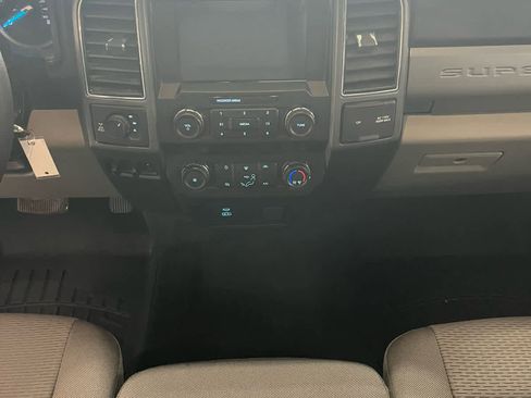 Used 2022 Ford F250 XLT w/ XLT Value Package image 10