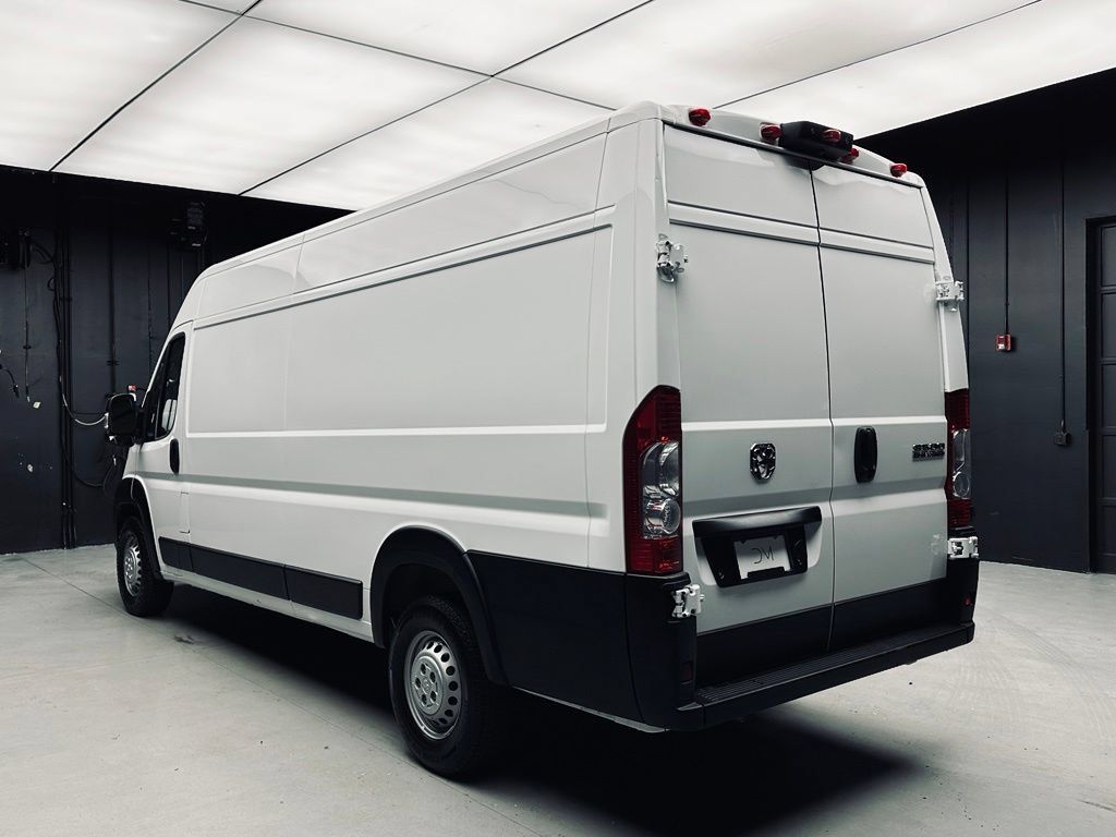Used 2025 RAM ProMaster 3500 w/ Convenience Group FWD image 4