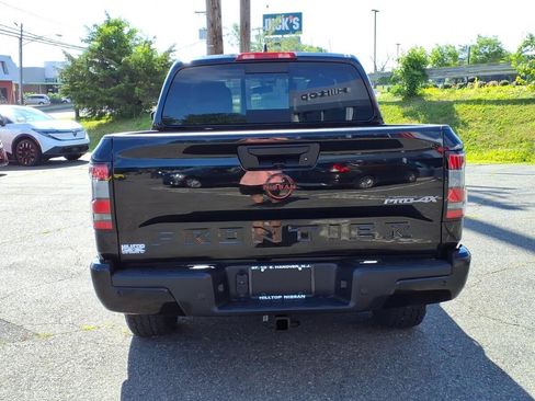 Used 2023 Nissan Frontier PRO-4X w/ Pro Convenience Package AWD/4WD image 6