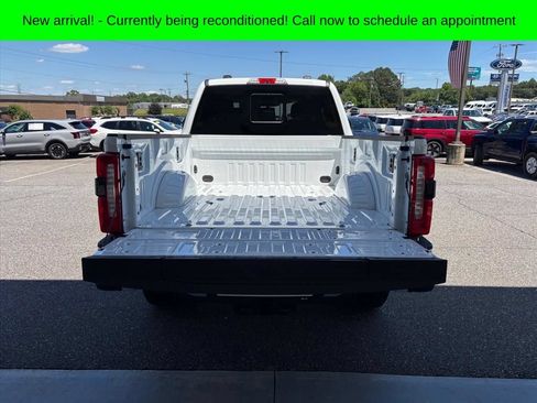 Used 2025 Ford F250 Lariat w/ Lariat Ultimate Package AWD/4WD image 3