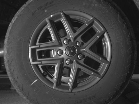 Used 2025 Jeep Wrangler Sport S image 15