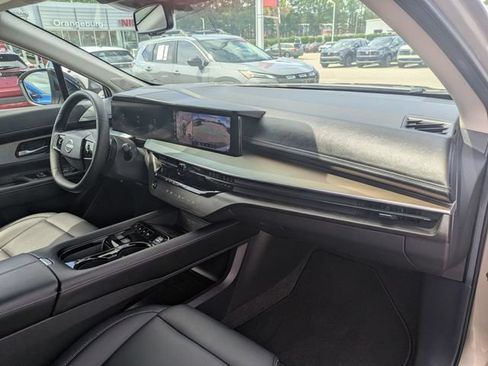 Used 2025 Nissan Murano SL AWD/4WD image 41