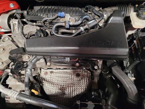 Used 2018 Nissan Rogue SV w/ Premium Package image 30