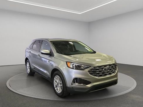 Used 2022 Ford Edge SEL image 4