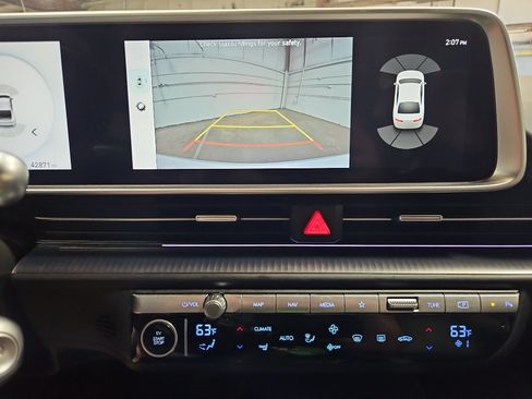 Used 2024 Hyundai Ioniq 6 SEL AWD/4WD image 15