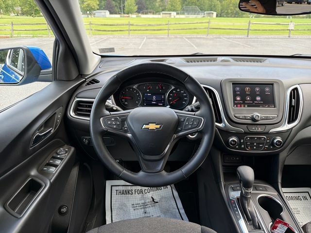 Used 2024 Chevrolet Equinox LT AWD/4WD image 2