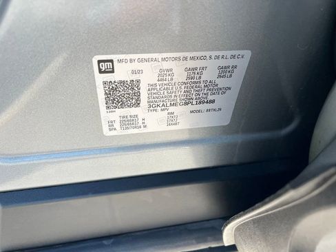 Used 2023 GMC Terrain SLE w/ LPO, Floor Liner Package FWD image 16