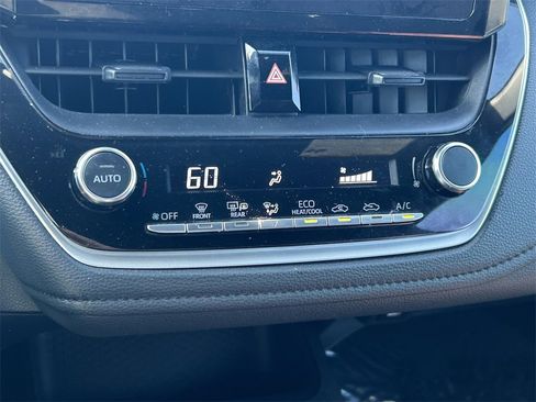 Used 2023 Toyota Corolla SE image 27