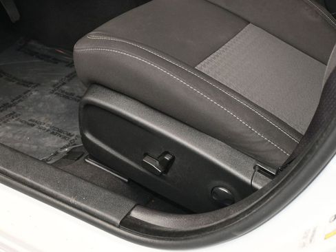 Used 2022 Dodge Charger GT image 12