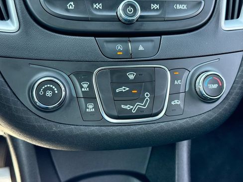 Used 2023 Chevrolet Malibu LS w/ LPO, Floor Liner Package FWD image 19