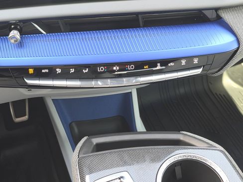 Used 2026 Cadillac Optiq Luxury 2 w/ LPO, Floor Liner Package AWD/4WD image 31