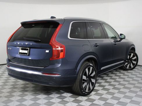 Certified 2023 Volvo XC90 T8 Ultimate w/ Protection Package Premier image 4