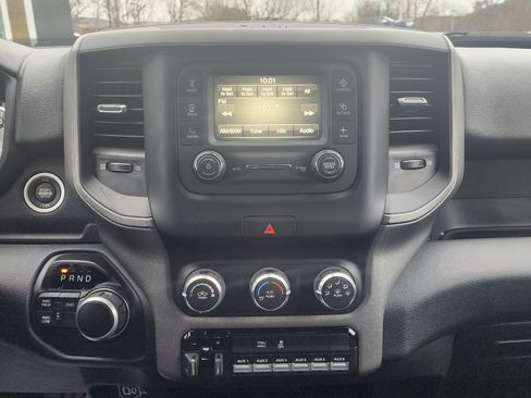 Used 2024 RAM 2500 Tradesman w/ Chrome Appearance Group AWD/4WD image 18