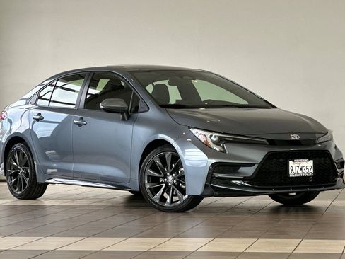 Certified 2024 Toyota Corolla XSE FWD image 2