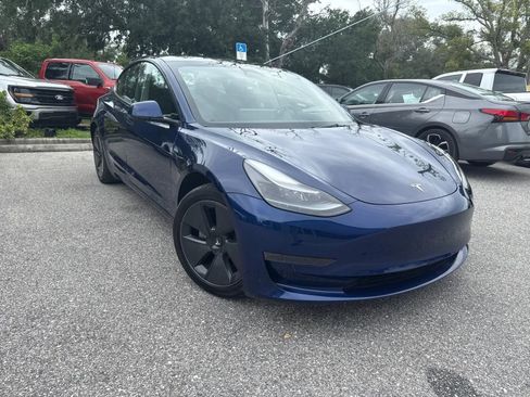 Used 2023 Tesla Model 3 Standard Range RWD image 6
