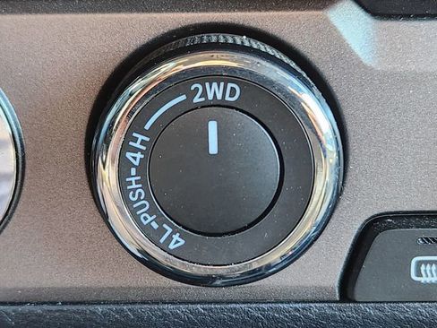 Used 2022 Toyota Tacoma TRD Off-Road image 23