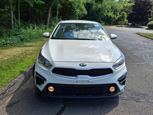 Used 2020 Kia Forte LXS FWD image 2