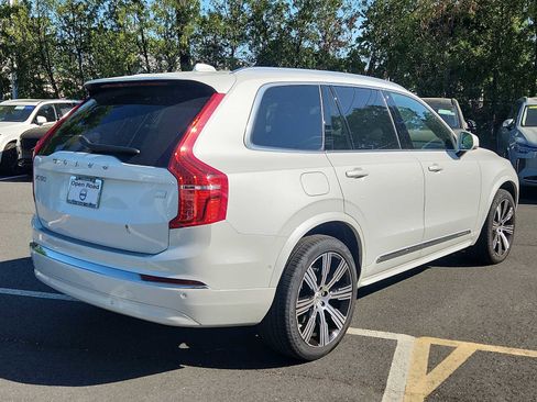 Certified 2024 Volvo XC90 T8 Ultimate w/ Protection Package Premier AWD/4WD image 6