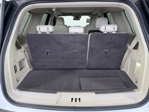 Used 2020 Lincoln Navigator Reserve w/ Equipment Group 208A Reserve AWD/4WD image 15