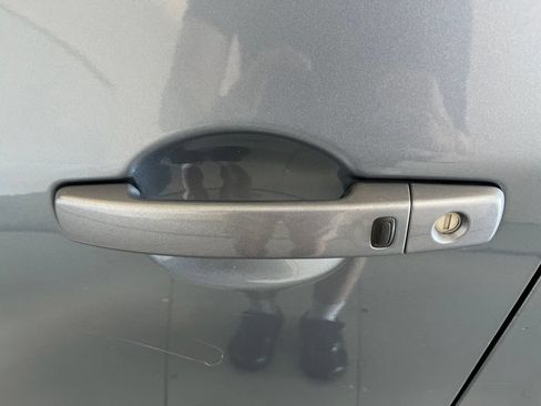 Used 2010 Nissan Altima 2.5 S FWD image 38