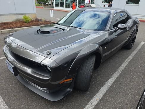Certified 2023 Dodge Challenger R/T Scat Pack RWD image 2