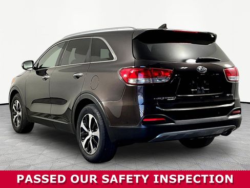 Used 2016 Kia Sorento EX FWD image 4