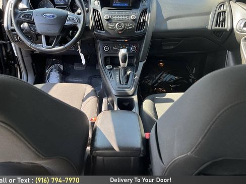 Used 2016 Ford Focus SE w/ SE Sport Package FWD image 15