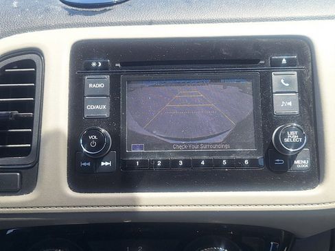 Used 2016 Honda HR-V LX image 14