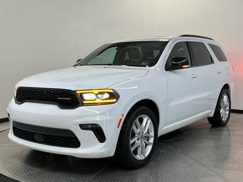 Certified 2023 Dodge Durango GT image 3