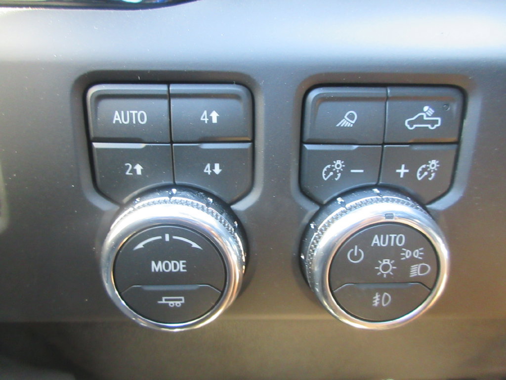 New 2026 GMC Sierra 1500 AT4 w/ AT4 Premium Package AWD/4WD image 17