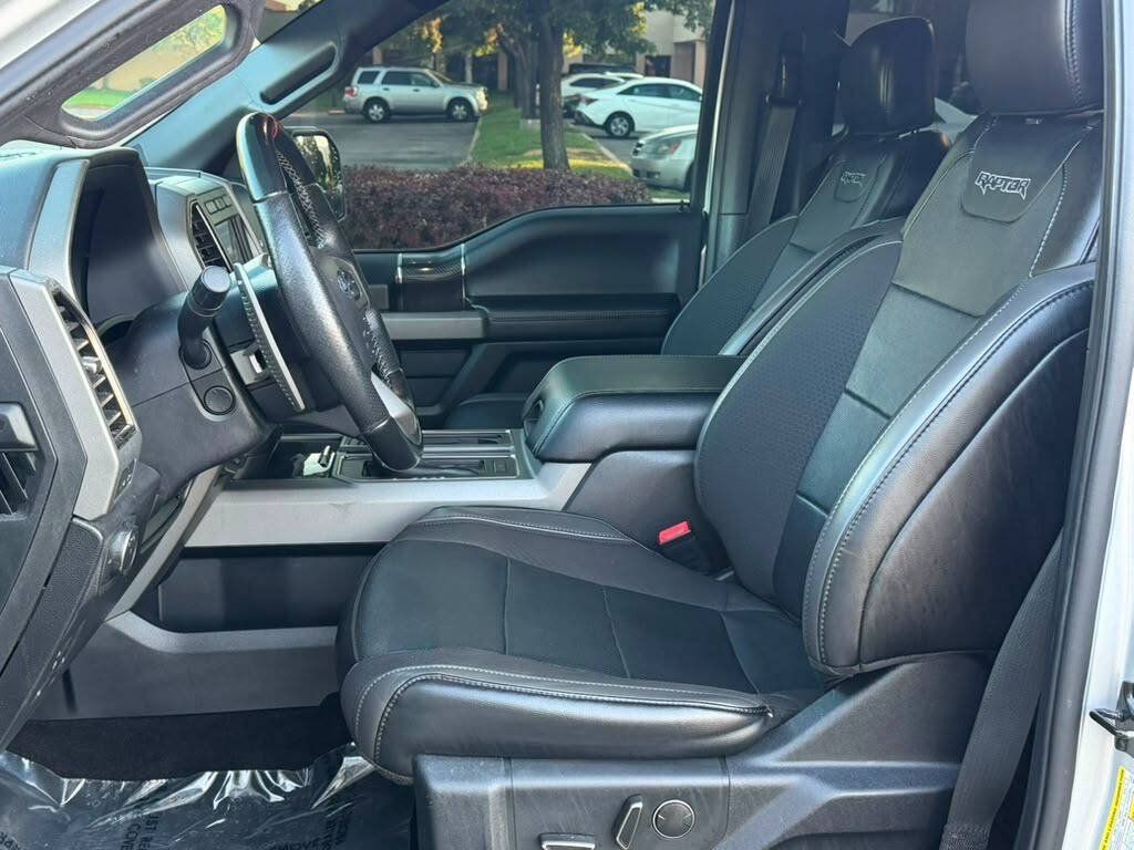 Used 2019 Ford F150 Raptor w/ Equipment Group 802A Luxury AWD/4WD image 9