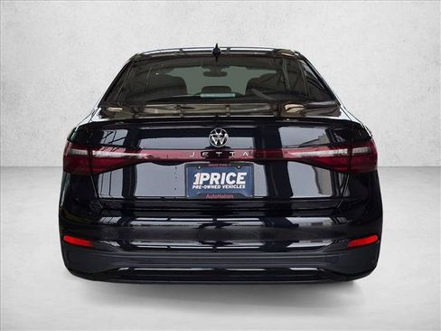 Used 2025 Volkswagen Jetta Sport FWD image 7