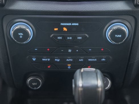 Certified 2019 Ford Ranger Lariat w/ Equipment Group 501A Mid image 30