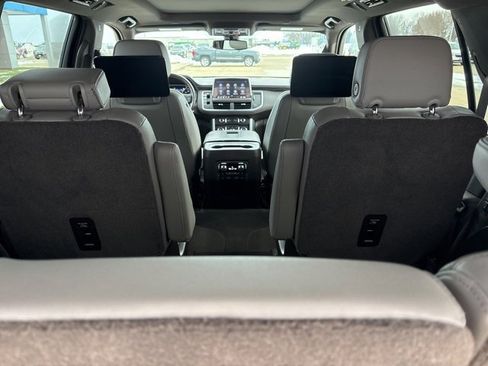 Used 2021 GMC Yukon SLT w/ SLT Luxury Plus Package image 19