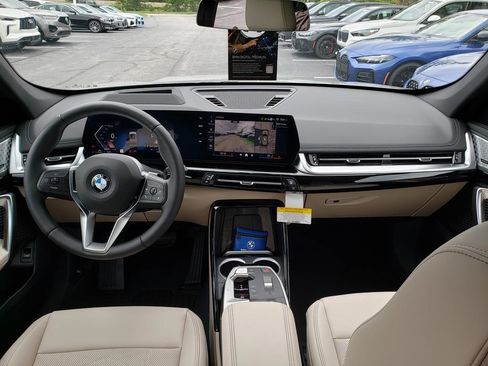 New 2025 BMW X1 xDrive28i w/ Premium Package image 8