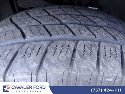 Used 2023 Ford Expedition XLT AWD/4WD image 14