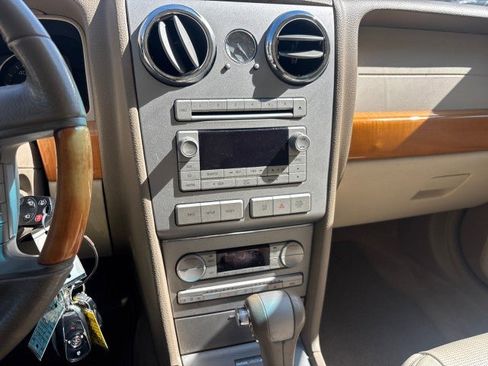 Used 2008 Lincoln MKZ FWD image 12