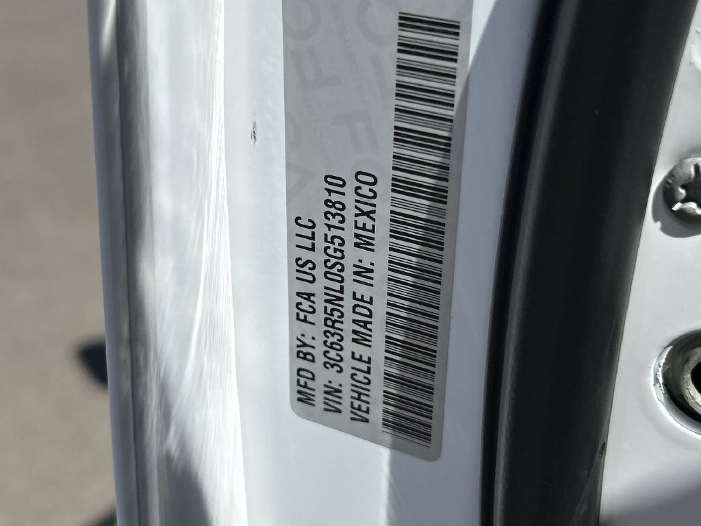 Used 2025 RAM 2500 Laramie AWD/4WD image 33