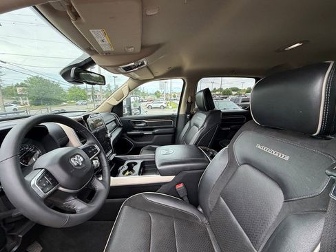 Used 2020 RAM 1500 Laramie AWD/4WD image 14