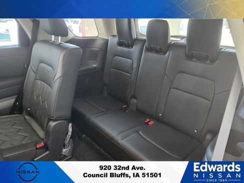 New 2026 Nissan Pathfinder Platinum w/ Cargo Package AWD/4WD image 20