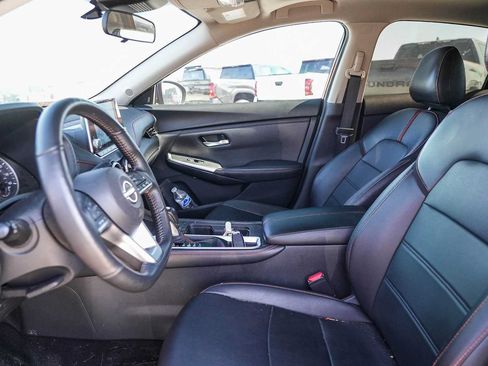 Used 2024 Nissan Sentra SR w/ SR Premium Package FWD image 15