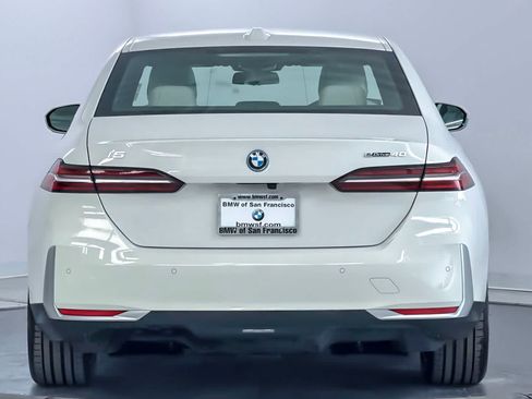 Used 2024 BMW i5 eDrive40i RWD image 7