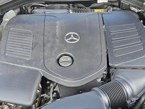 Used 2026 Mercedes-Benz GLC 300 image 21