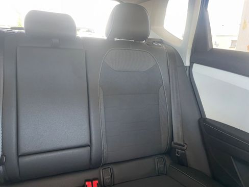 Used 2025 Volkswagen Taos SE image 37