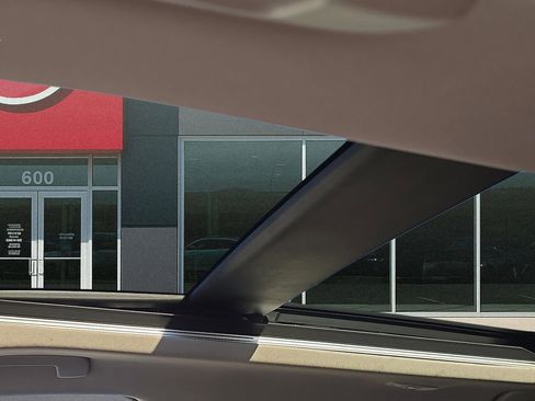 Used 2026 Nissan Rogue SV w/ SV Premium Package image 17