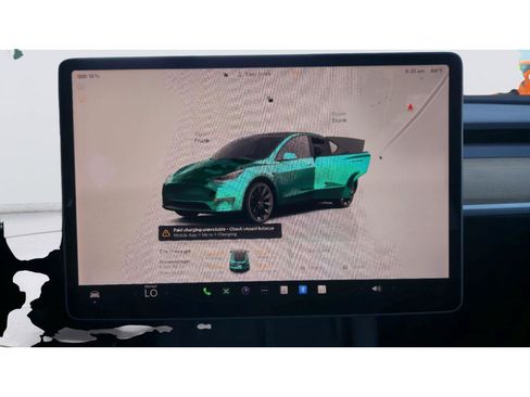 Used 2023 Tesla Model Y AWD image 16