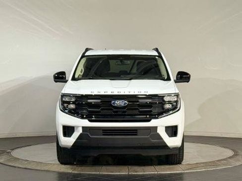 Certified 2025 Ford Expedition Max Active AWD/4WD image 3