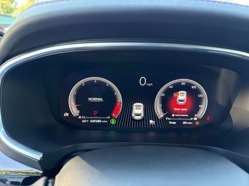 Used 2023 Acura MDX A-Spec image 15