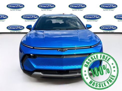 Used 2024 Chevrolet Equinox EV LT FWD image 2