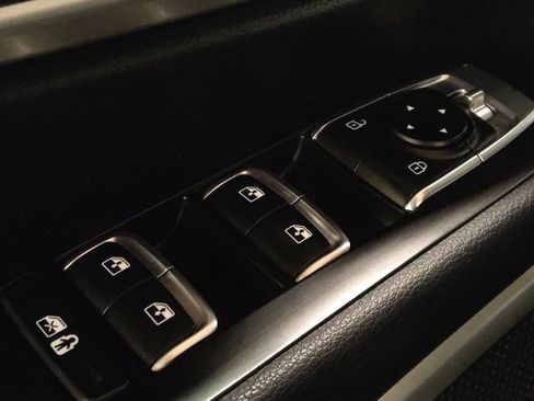 Used 2022 Kia Telluride S FWD image 27